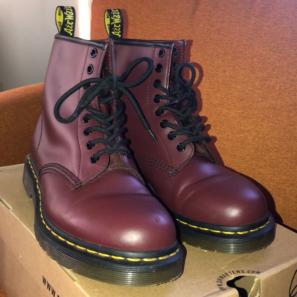 Dr. Martens 1460 Smooth women’s Boot